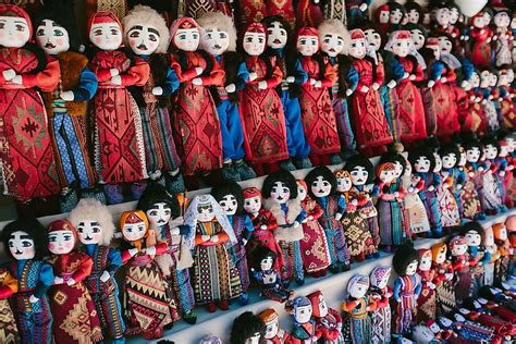 capital city armenia|what race are armenian people.